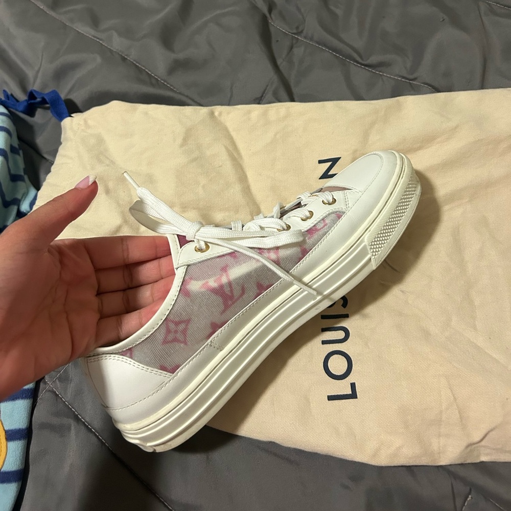 Louis Vuitton White and Pink Sneakers - Picture 3 of 4